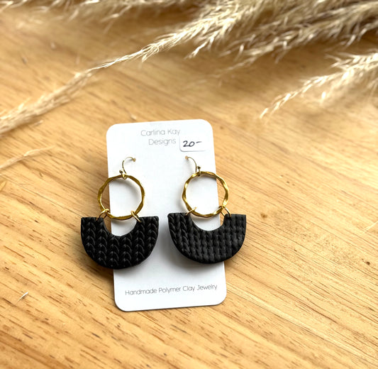 Half arch boho with twisted gold charm