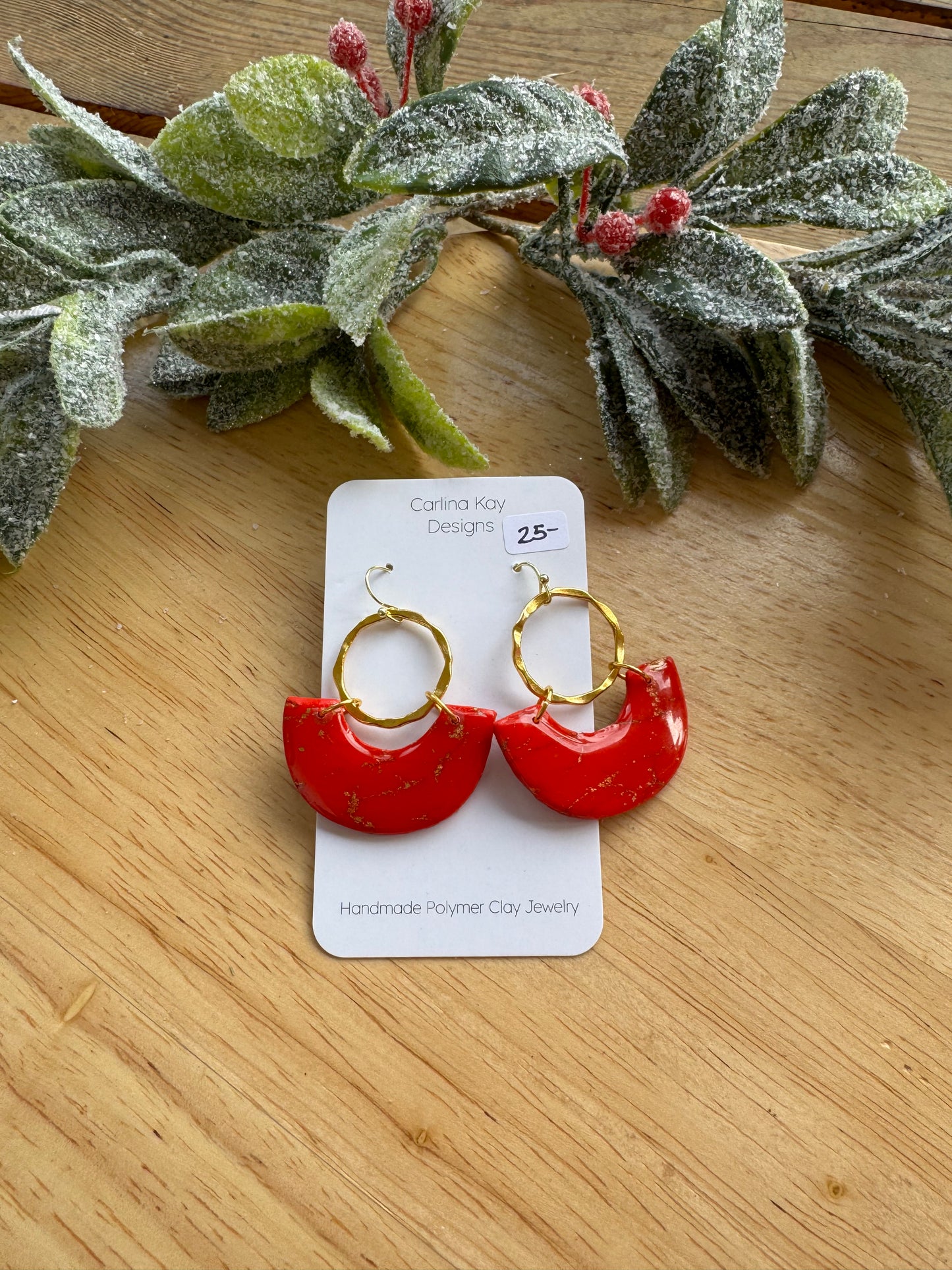 Red and gold marbled half arched earrings