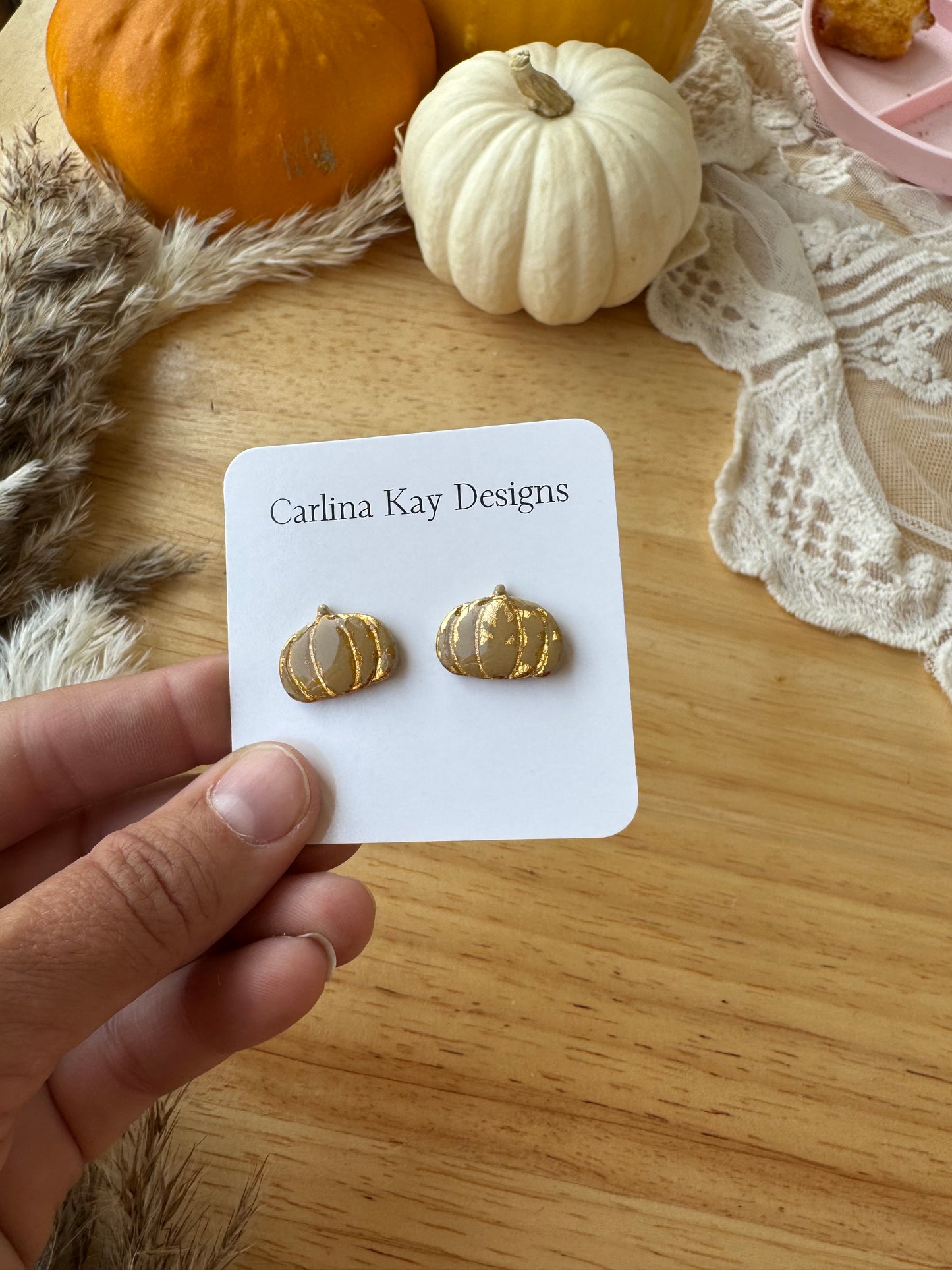 Fancy pumpkin stud earrings